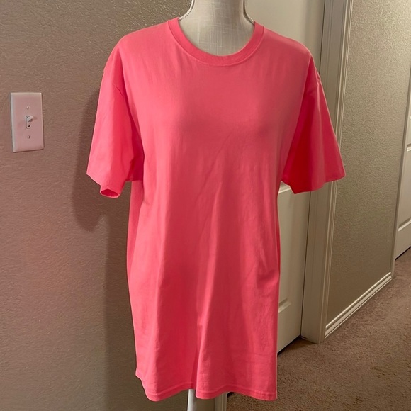 Fruit of The Loom Hot Pink T-Shirt Size Large - Picture 1 of 4